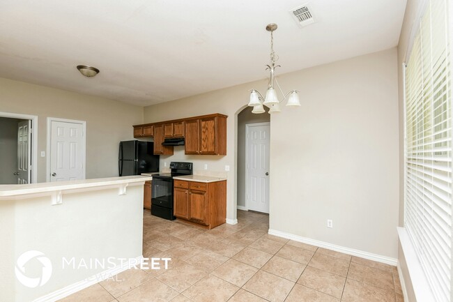 Photo - 267 Edison Ln