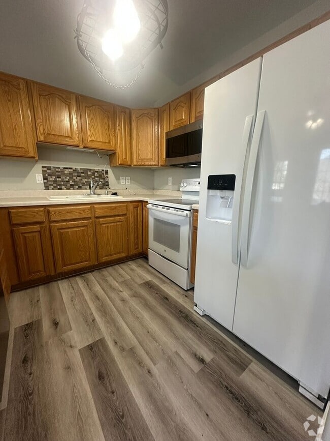 Building Photo - 1982 W 2025 S Unit 1 Rental