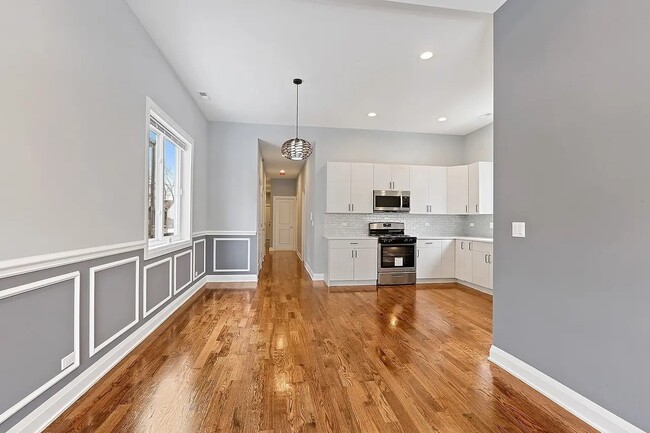 Photo - 5955 W Superior St Unidad 2