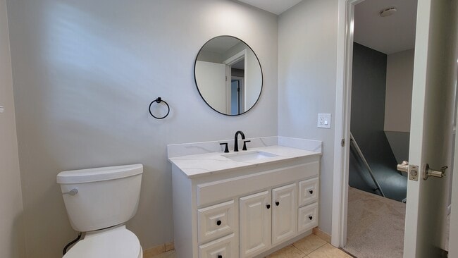 Photo - 35 Broezel Ave Unidad 35