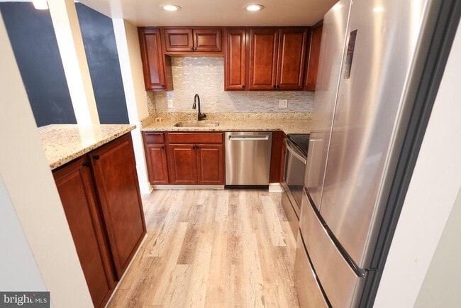 Photo - 10107 Prince Pl Unit 304