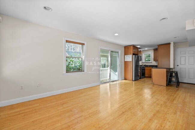 Photo - 139 Nottinghill Rd Unit 1