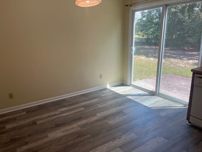 Photo - 2 Bed, 1.5 Bath Townhouse Unit 608-1