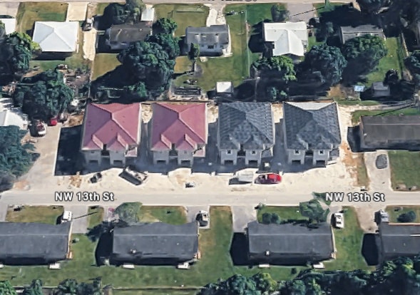 Photo - 325 NW 13th St