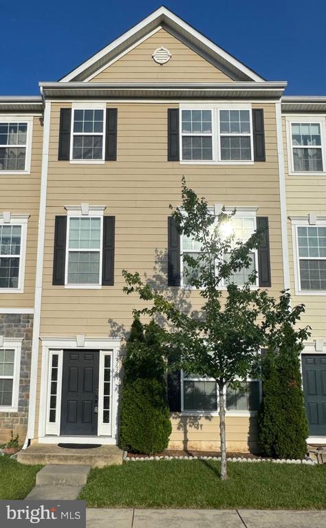 Photo - 25628 Pleasant Valley Rd Townhome