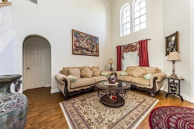 Photo - 1612 Chester Dr