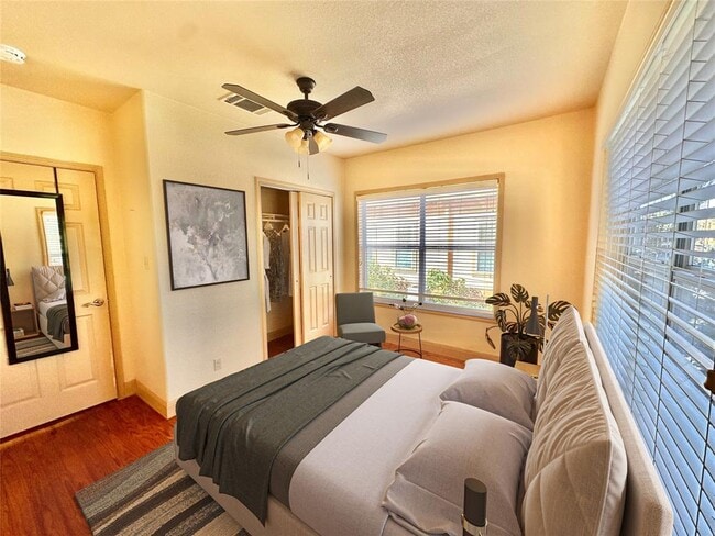 Photo - 1707 E 21st St