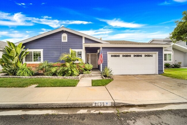 Building Photo - 2039 Waterbury Dr
