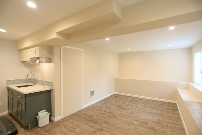 Photo - 1419 30th Ave Unit #B