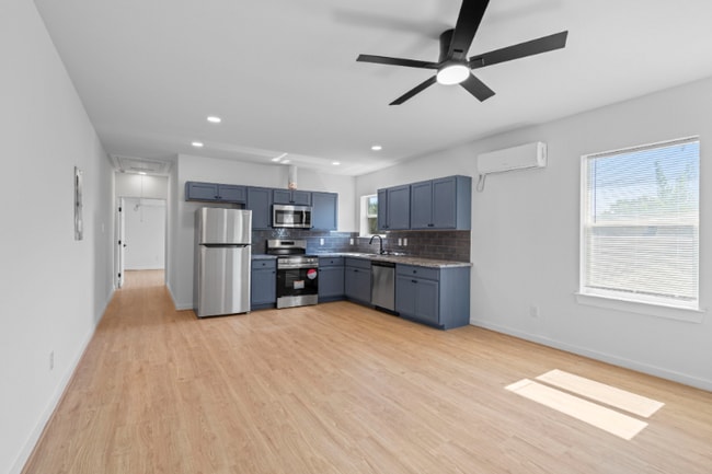 Building Photo - 6707 Avenue F Rental