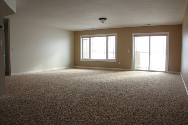 Lakewood Terrace-3707