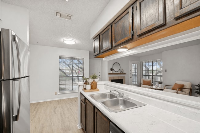 B1 Upgrade | 2 Bedroom | 914 Sq Ft - Carmel at Deerfield