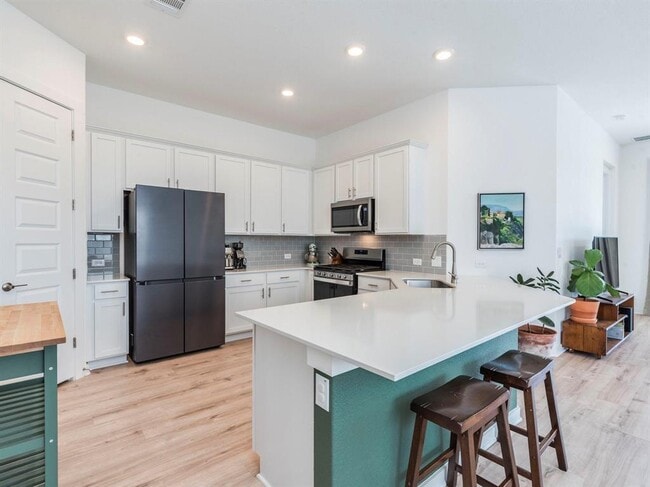 Photo - 2132 Centerline Ln