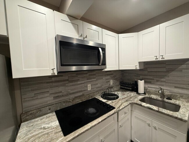 Photo - 3800 Nash St SE