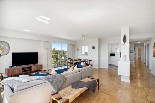 Photo - Shannon Tower