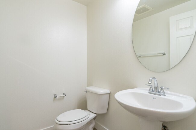 Vantaggio Townhomes