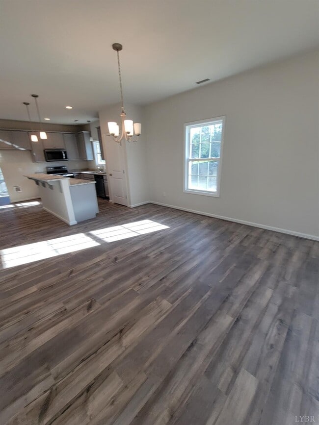 Photo - 1035 Old Trl Rd