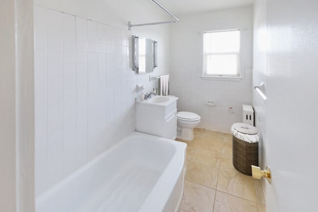 Photo - Uptown West Apartments