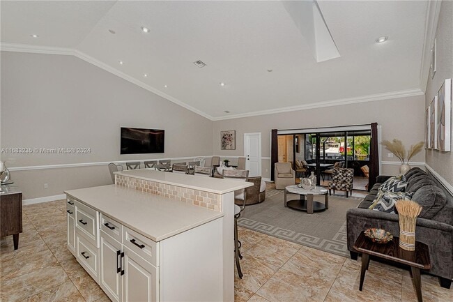 Photo - 4732 SW 35th Ave