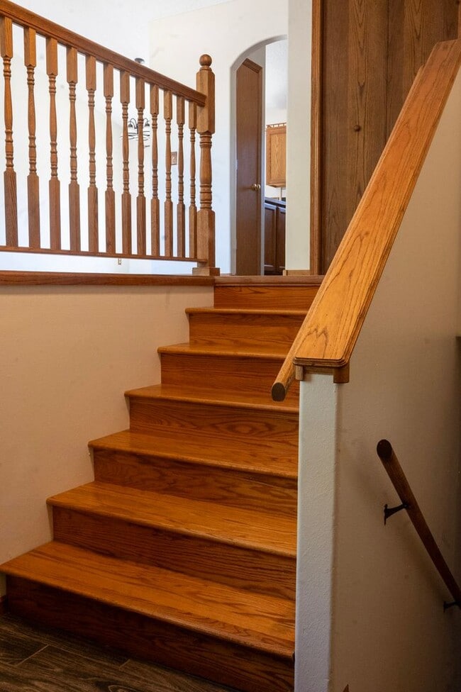 Photo - 549 Hanover Dr