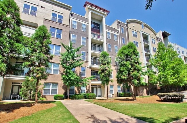 Building Photo - 390 17th St NW Unit 6062