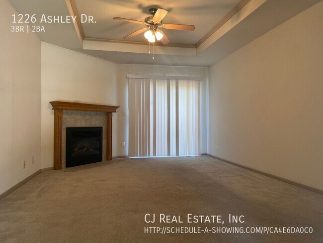 Photo - 1226 NW Ashley Dr
