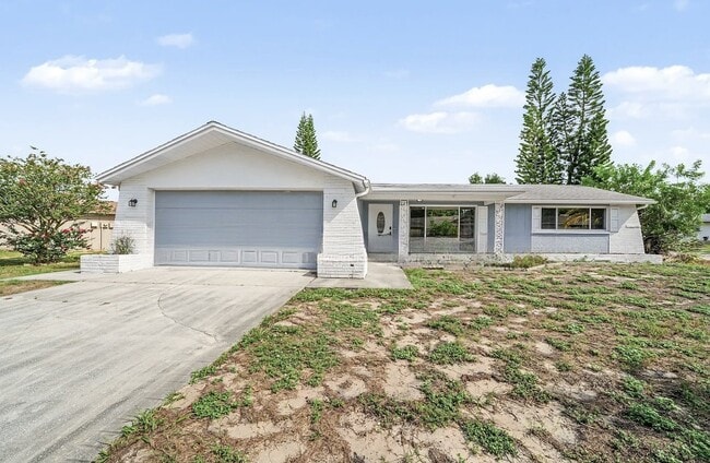 Building Photo - 7713 Seashore Dr