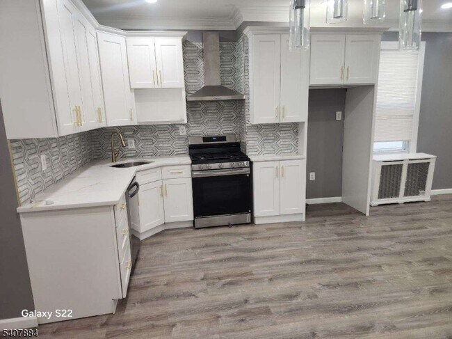 Photo - 575 N 9th St