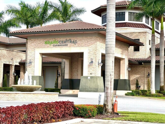 Photo - 10630 NW 88th St Unit 221