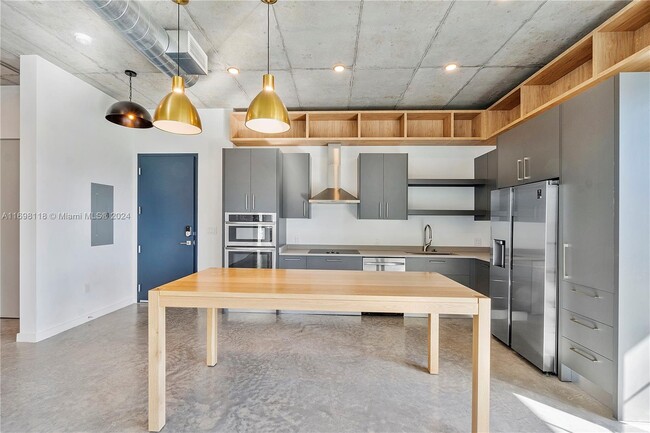 Photo - 401 NW 1st Ave