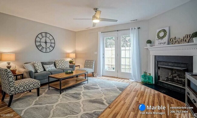 Photo - 2 br, 2.5 bath Townhome - 2652 Dwight Pl