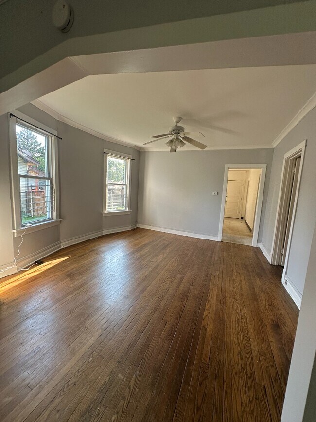 Photo - Spacious 2BR Apartment in Roseland – Off-S... Unit 1