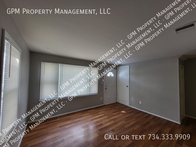 Photo - 6339 Hampden St