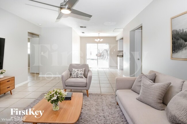 Photo - 844 Date Palm Dr