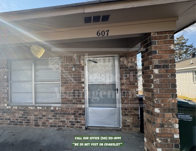 Photo - Spacious 2-Bedroom Duplex in Conway, AR!