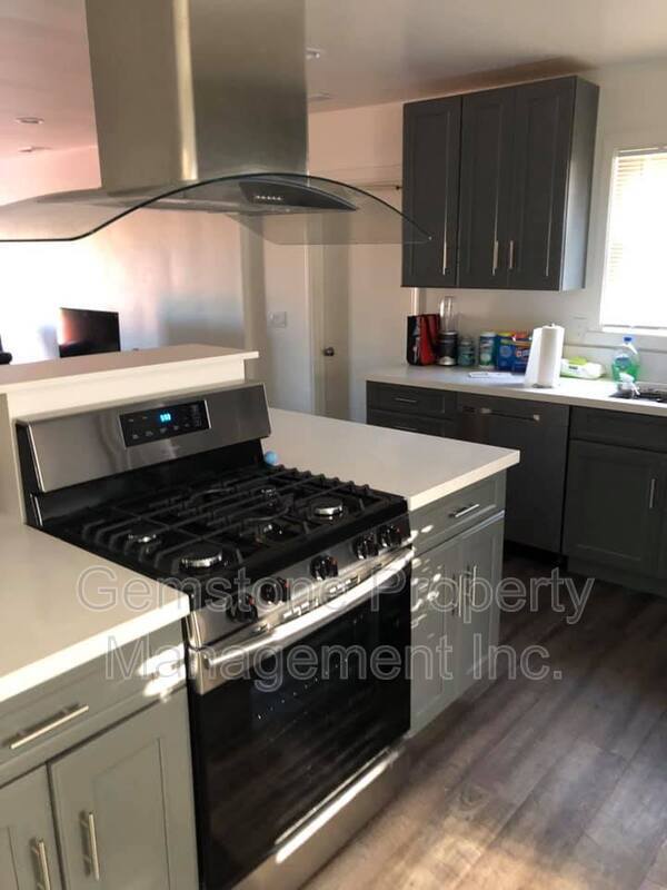 Photo - 5661 Dorothy Way