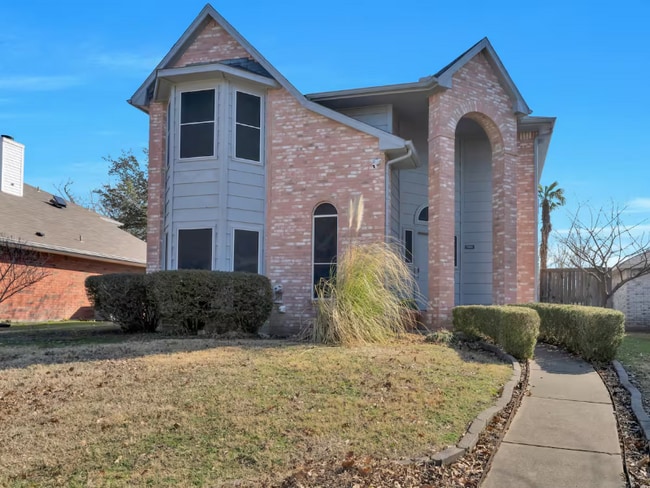 Photo - 7900 Roundtable Rd