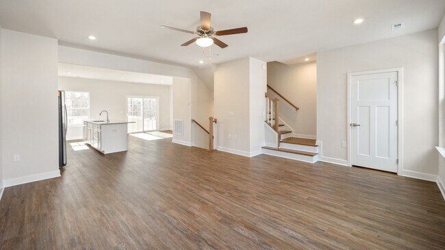 Photo - 3 bedroom Townhome- Available January 1st