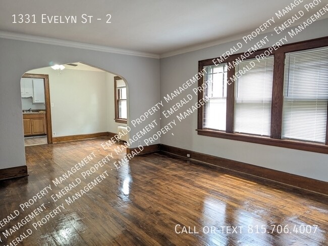 Photo - 1331 Evelyn St Unit 2