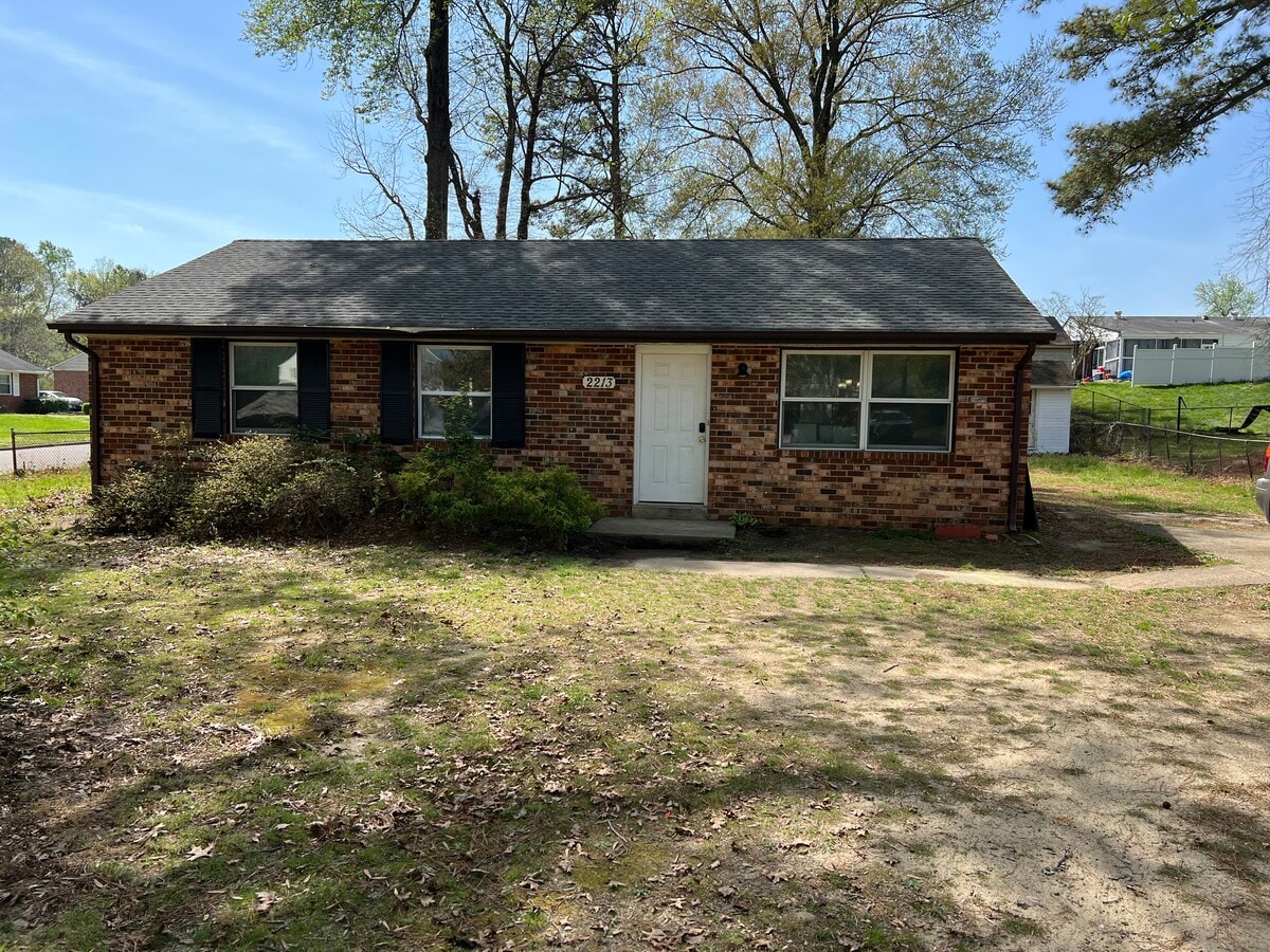 Photo - 2213 Capp Rd