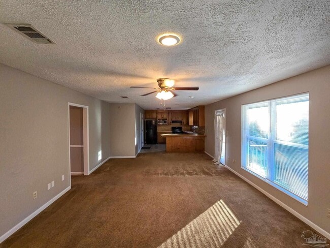 Photo - 1109 Sussex Ln