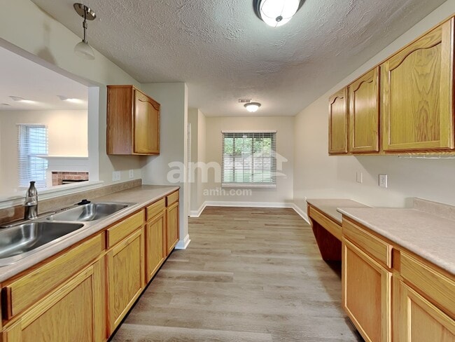 Photo - 18097 Kinder Oak Dr