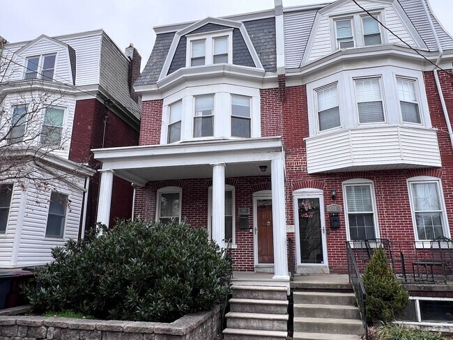 Photo - 1313 N DuPont St House