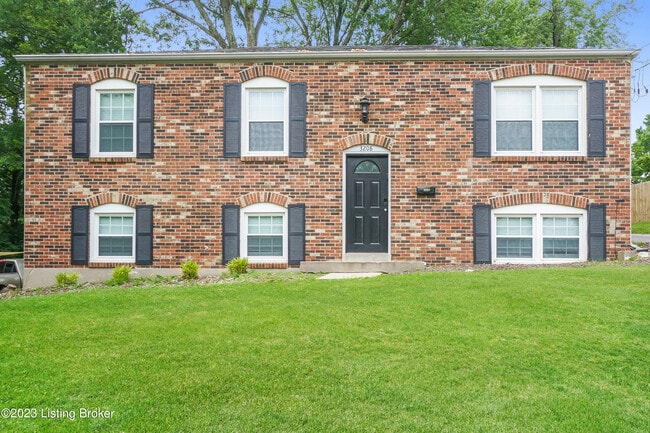 Photo - 3208 Cabinwood Dr House