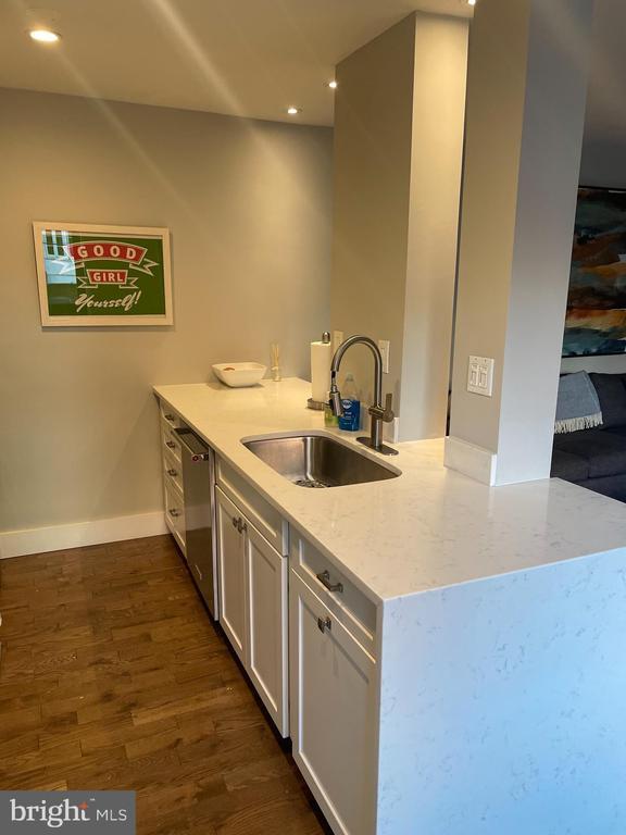 Photo - 1601 18th St NW Unit 307