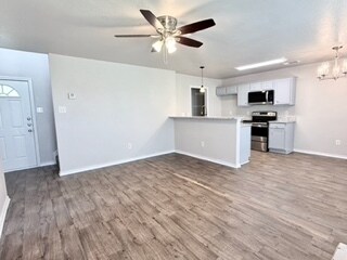 Photo - 314 California Dr