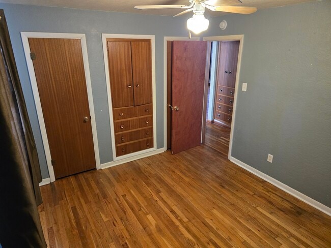 Photo - 70 Amherst Ave