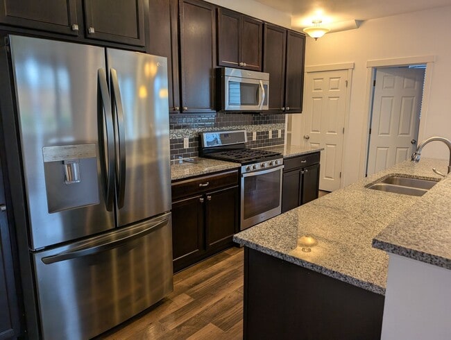 Photo - 5516 Timber Ridge Dr