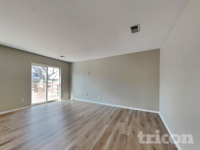 Photo - 11817 Columbine St