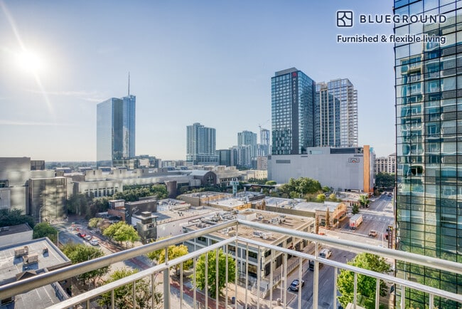 Photo - 301 Brazos St Unidad FL8-ID20